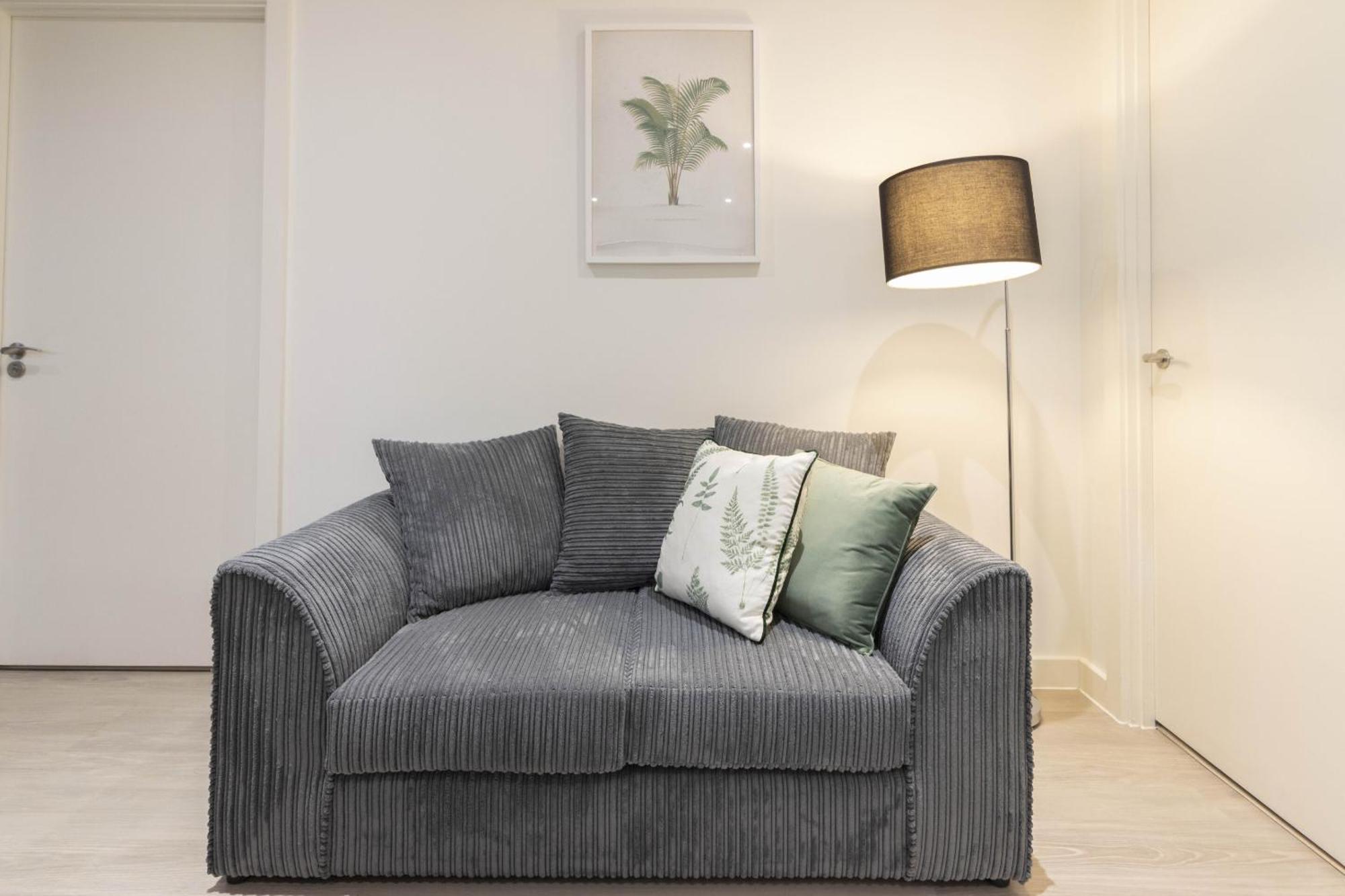 Linacre 11 - Modern 2 Bed Behind The Cathedral With Free Parking And Fast Wifi Apartment Exeter Exterior photo
