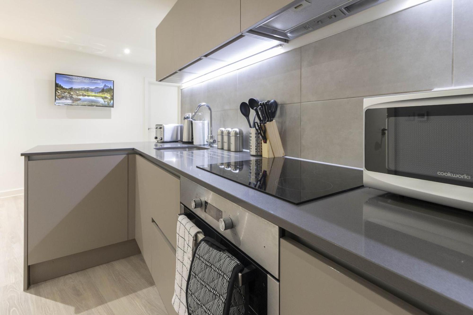 Linacre 11 - Modern 2 Bed Behind The Cathedral With Free Parking And Fast Wifi Apartment Exeter Exterior photo
